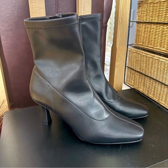 BCBGeneration Shoes - BCBG Classic Black Faux Leather Flare Kitten Heel God Detail Boots